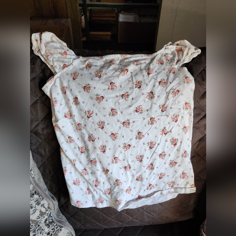 Time and Tru Floral Tank Top - White and Pink